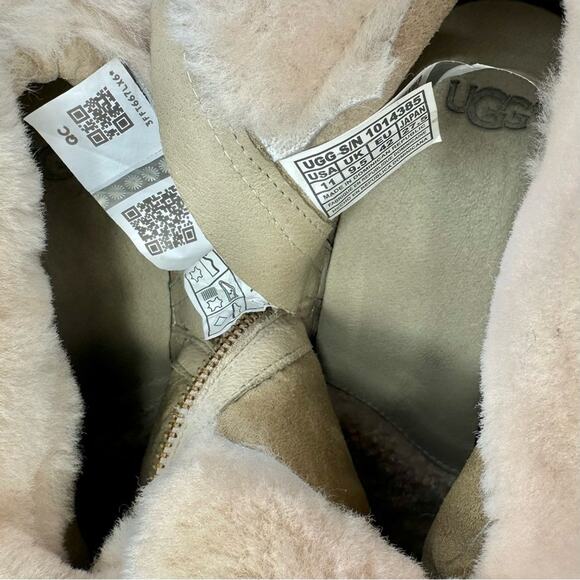 Ugg Lynda Western Boot Size 11 Natural Suede Sheepskin Fur Lined Cuban High Heel - Picture 6 of 15